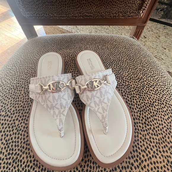 Michael Kors Cream and Gold Logo Sandals - Picture 3 of 3